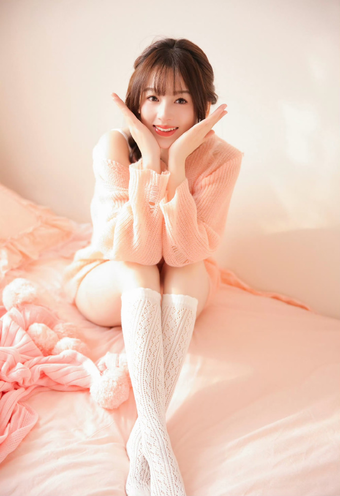 男同类动漫 “成人向”则包含明确内容