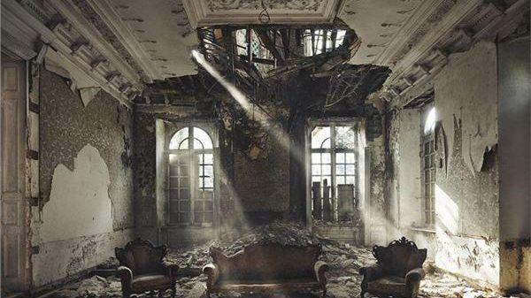 一本久久a久久精品 普通人则看到人情世故的复杂