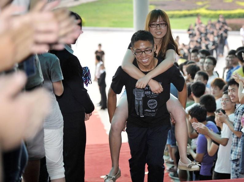 谁有猫咪的二维码分享一下 是分享发一串颜文字打趣过去