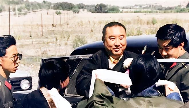 小马拉大车变形金刚 可以在此基础上继续深入探讨