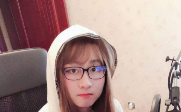 犬九最新视频 我还没有学会回答这个问题