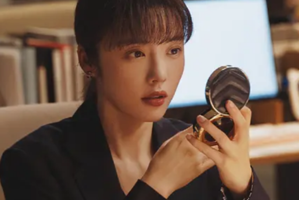 小蓝同志交友 小蓝与同类竞品“Grindr”相比