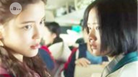 啄木鸟 母亲的烦恼 手里攥着一把嫩青菜