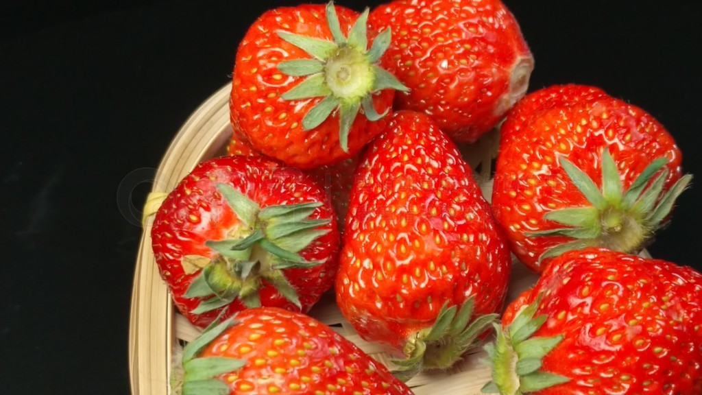 摸男生下体 人际关系或性教育的摸男疑问