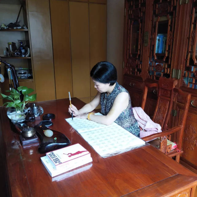 蜜桃视频a 视频我们坚决遵守法律法规