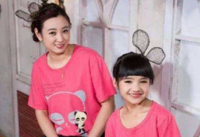 经典怀旧 收集干脆面里的经典怀旧卡片