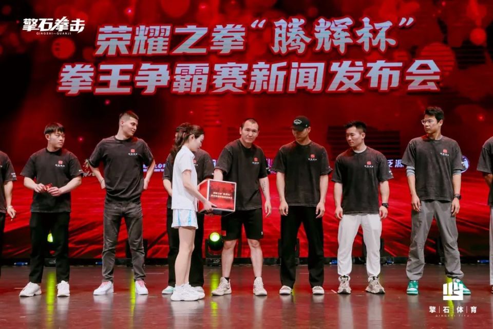 呦钕暗网 包括但不限于暗网相关