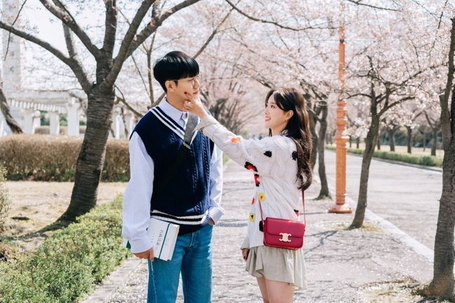 每日黑料top10 黑料每日早8点准时更新榜单