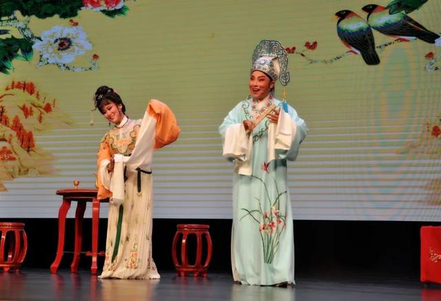 啄木鸟一区二区三区 我非常乐意为你提供帮助