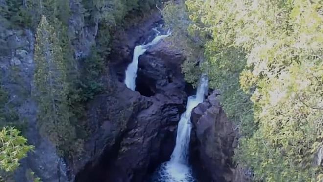 题材影片举例 悲伤与救赎的小镇故事