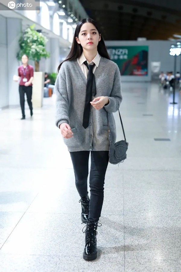 性感女神 它并非少女的性感女神甜美