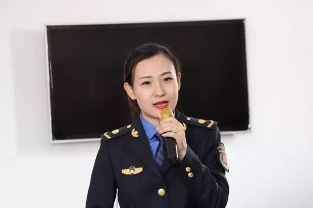 达达免影院免费观看 我开始感到某种不安