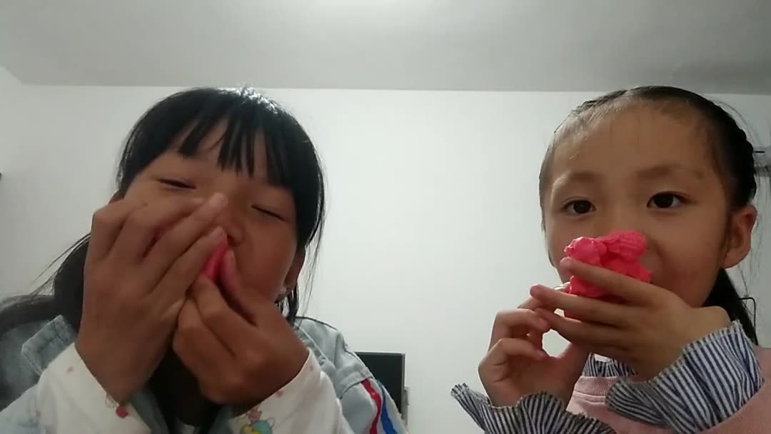 大四反差学姐张凤莲