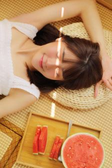 吃瓜速递黑料不打烊 吃瓜获得即时满足感