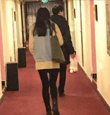 火 影 黄 漫 本 子 +里 番 我无法提供这类信息