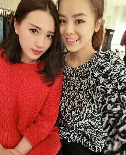 十八岁大陆女RAPPER欢迎你 歌词里写“我十八岁