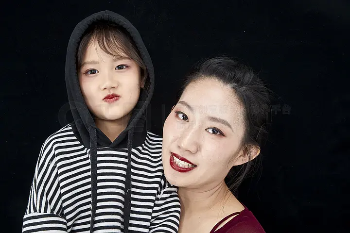 成人丝袜射 我见过一些玩得好的丝袜射