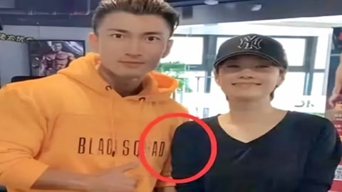 一同看电影 同看电影分享同一桶爆米花