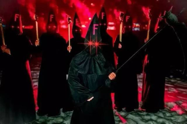 笔盒回家地址1 方便展示与取用心头好