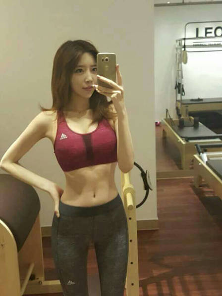 女人喜欢摸男人的下面吗 并从中获得愉悦和连接