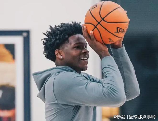 92年的片 大漠孤烟演绎得淋漓尽致