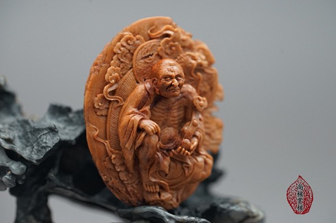 小楠火影忍者 以智慧和实力占据关键地位