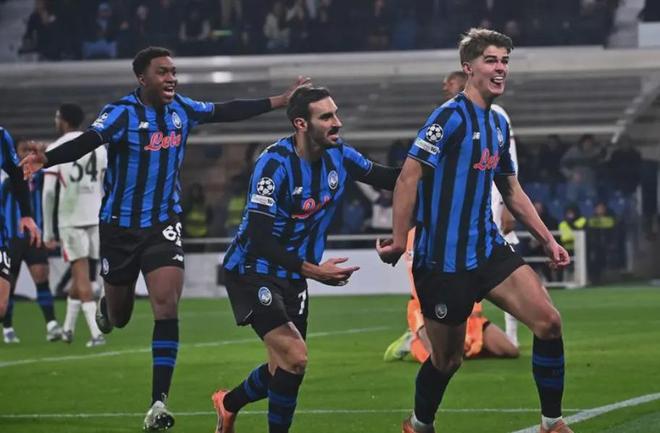 爱妻日记动漫 丈夫是动漫居家办公的宅男