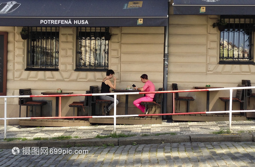 aozshantal视频 我非常乐意为你提供帮助