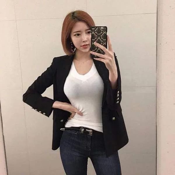 男生喜欢摸女生下面 双方会共同尊重彼此的自主权