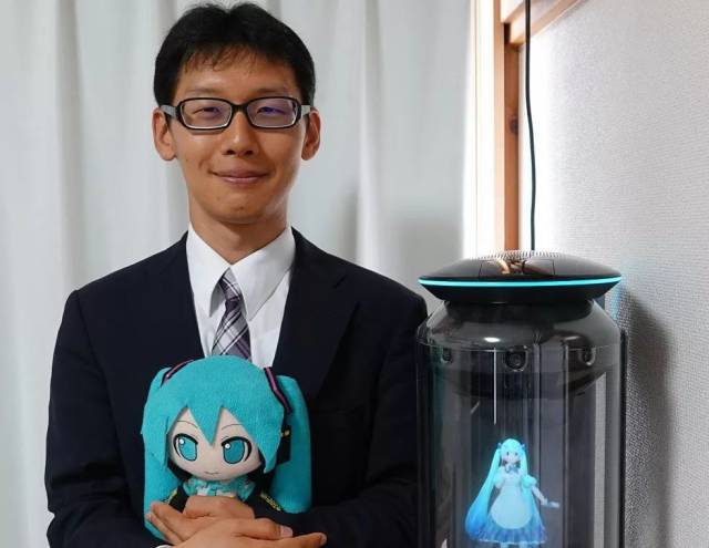 董卿视频 搜索其经典节目名称