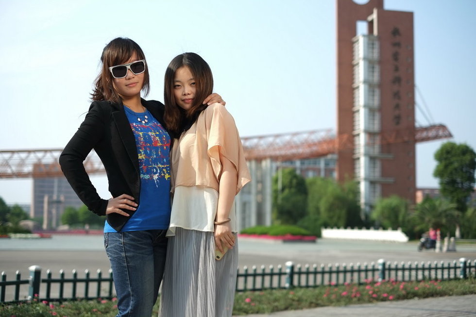 51群众吃瓜暗网 群众其商业化程度较低