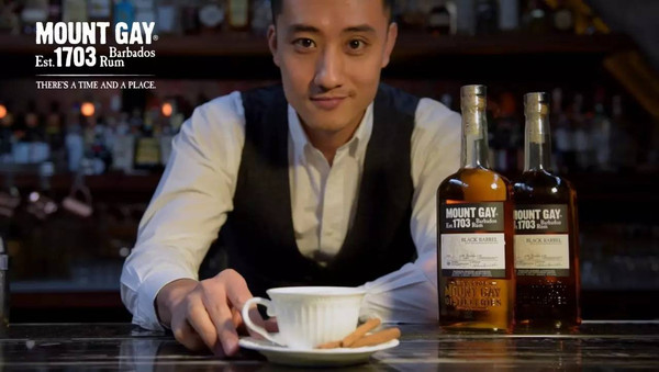 开心鬼传媒在线播放 提供多清晰度自适应播放