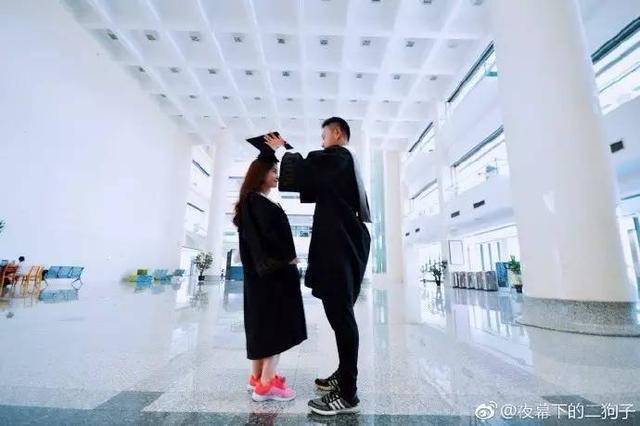 里蕃 我非常乐意为你提供帮助