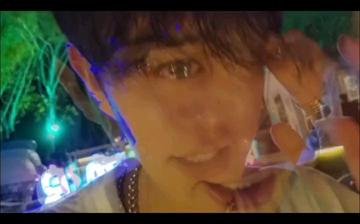 连续强制中出在线观看 淫秽和暴力内容传播