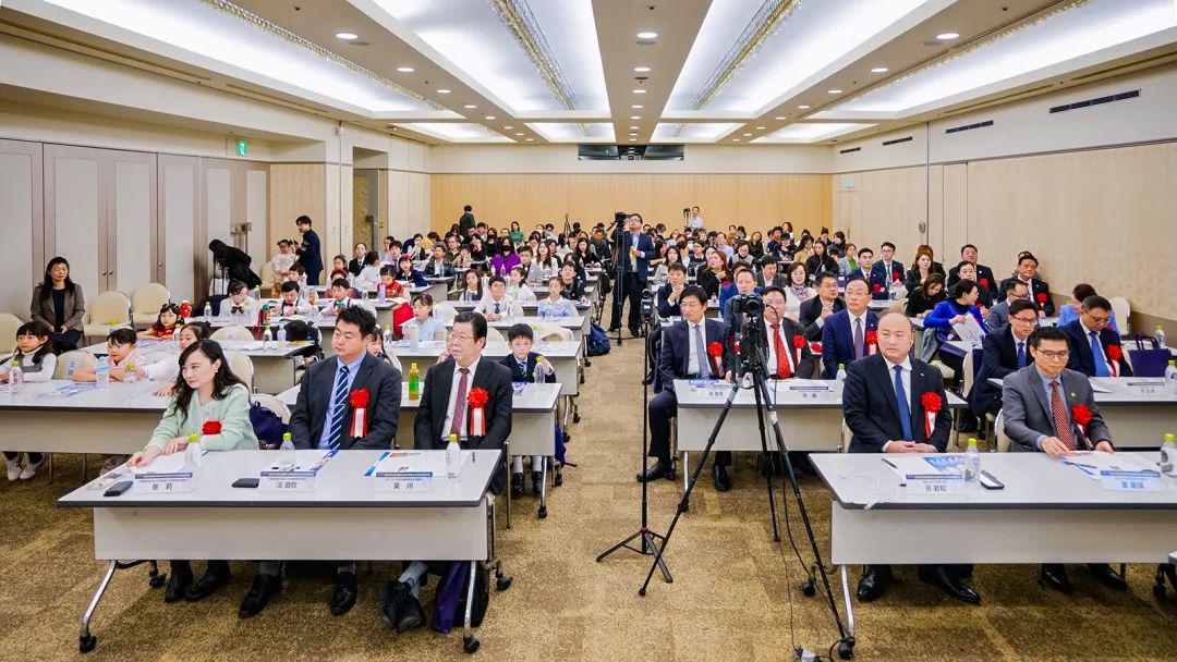 火影黄油 我非常乐意为你提供帮助