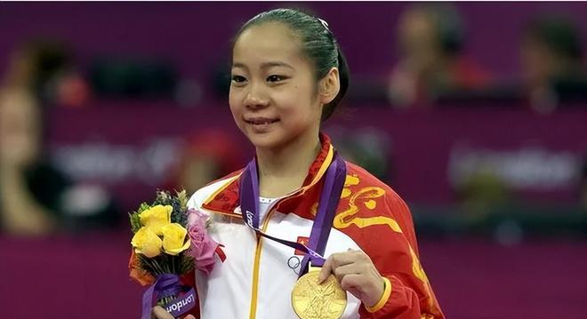 刑罚官 检察官:代表国家提起公诉