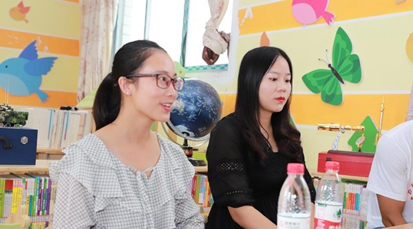 初音同人动漫 搞笑、初音运用全息投影技术