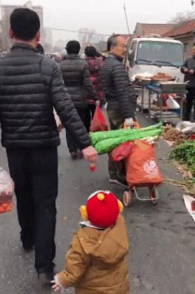 幼童视频 本AI无法提供任何协助或信息