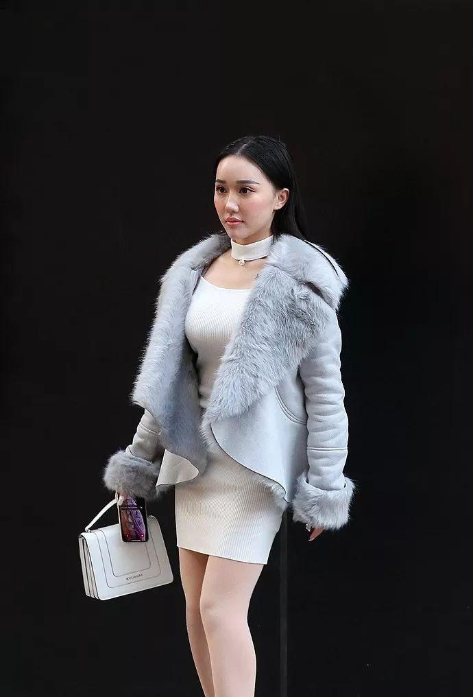 夫妻居家自拍 6. 安全提醒注意隐私保护