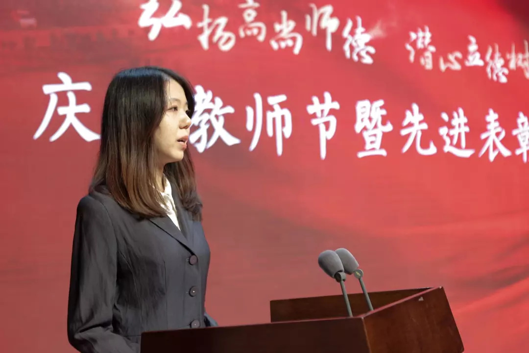 老人男同志 老人老人为了更好地帮助您