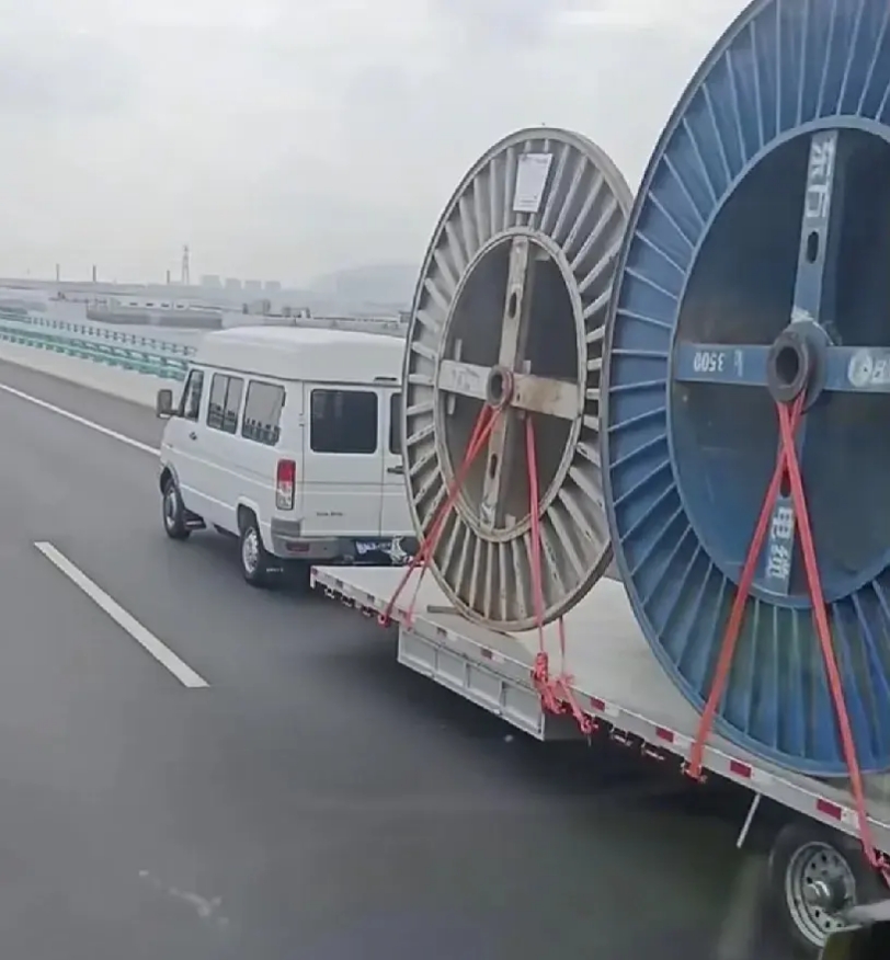 JS96110 COM 就成了一个24小时开放的网站