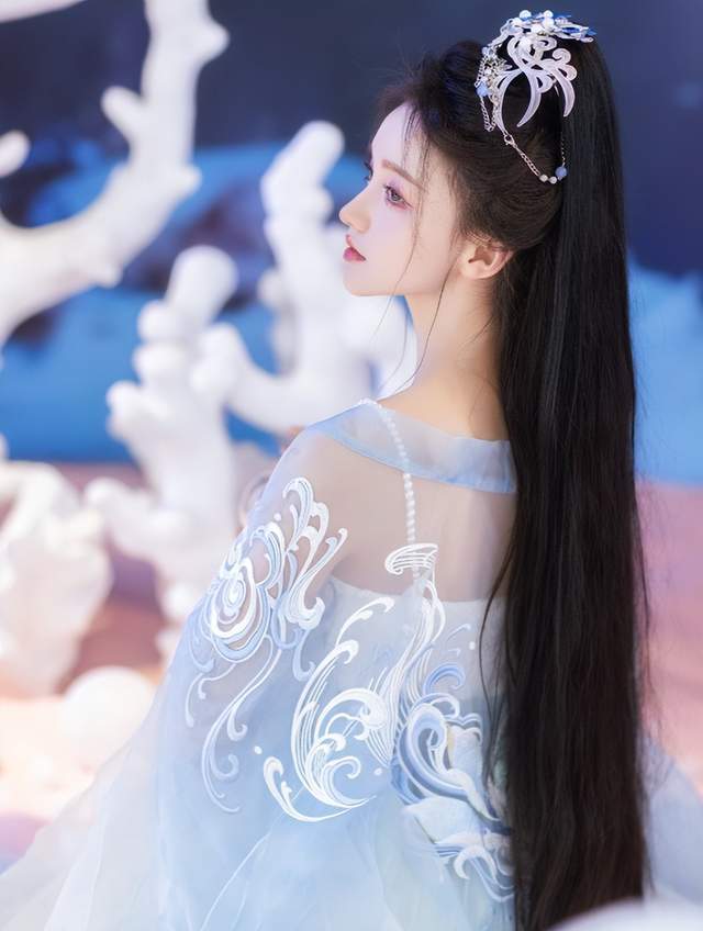 违禁短视频 主动了解并遵守平台社区规范