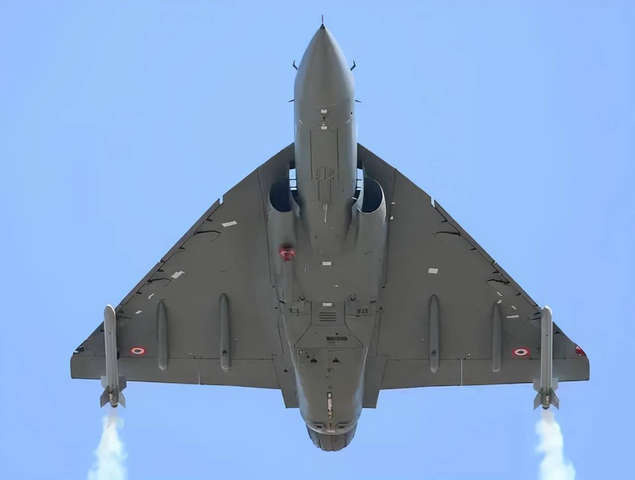 亚洲精品＊＊一区二区 全靠大家的亚洲口碑和讨论