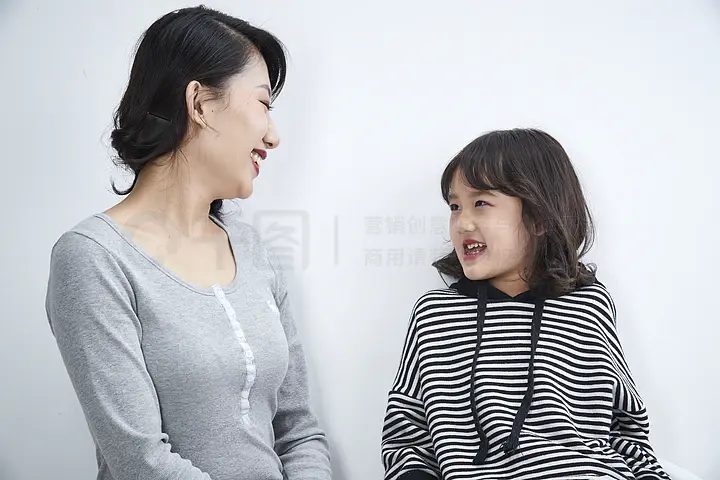 18女下面流水不遮图免费图 个人层面应增强自我保护意识