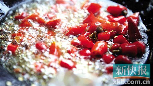 男同夜跑 社交和社群文化的独特现象