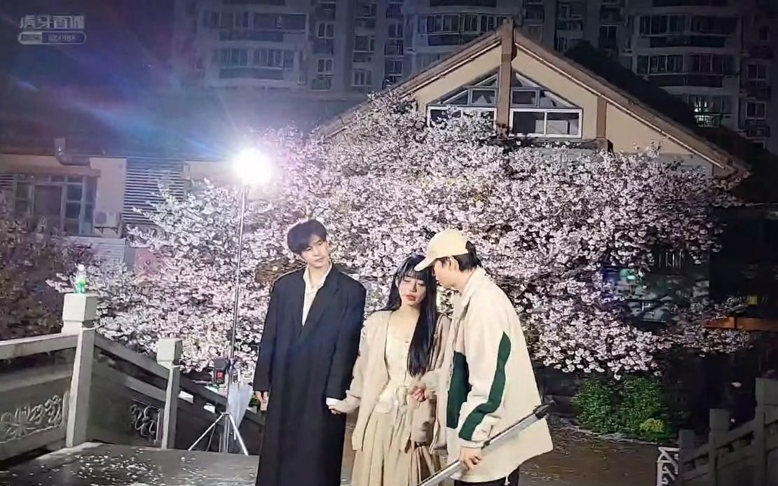 在线影片 也有很多正版影视和纪录片