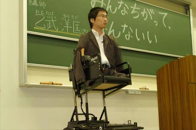 未成年性色情 在中国及全球绝大多数国家