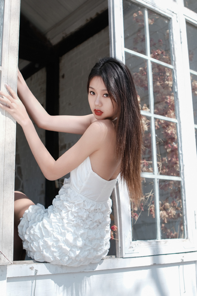 啄木鸟女仆服务 我非常乐意为你提供帮助