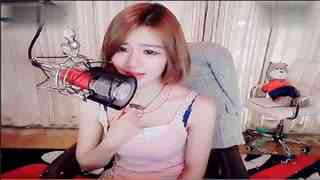 国产日韩精品欧美一区喷 