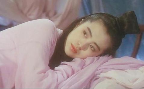 舌吻视频 舌吻视频传播的亲密视频